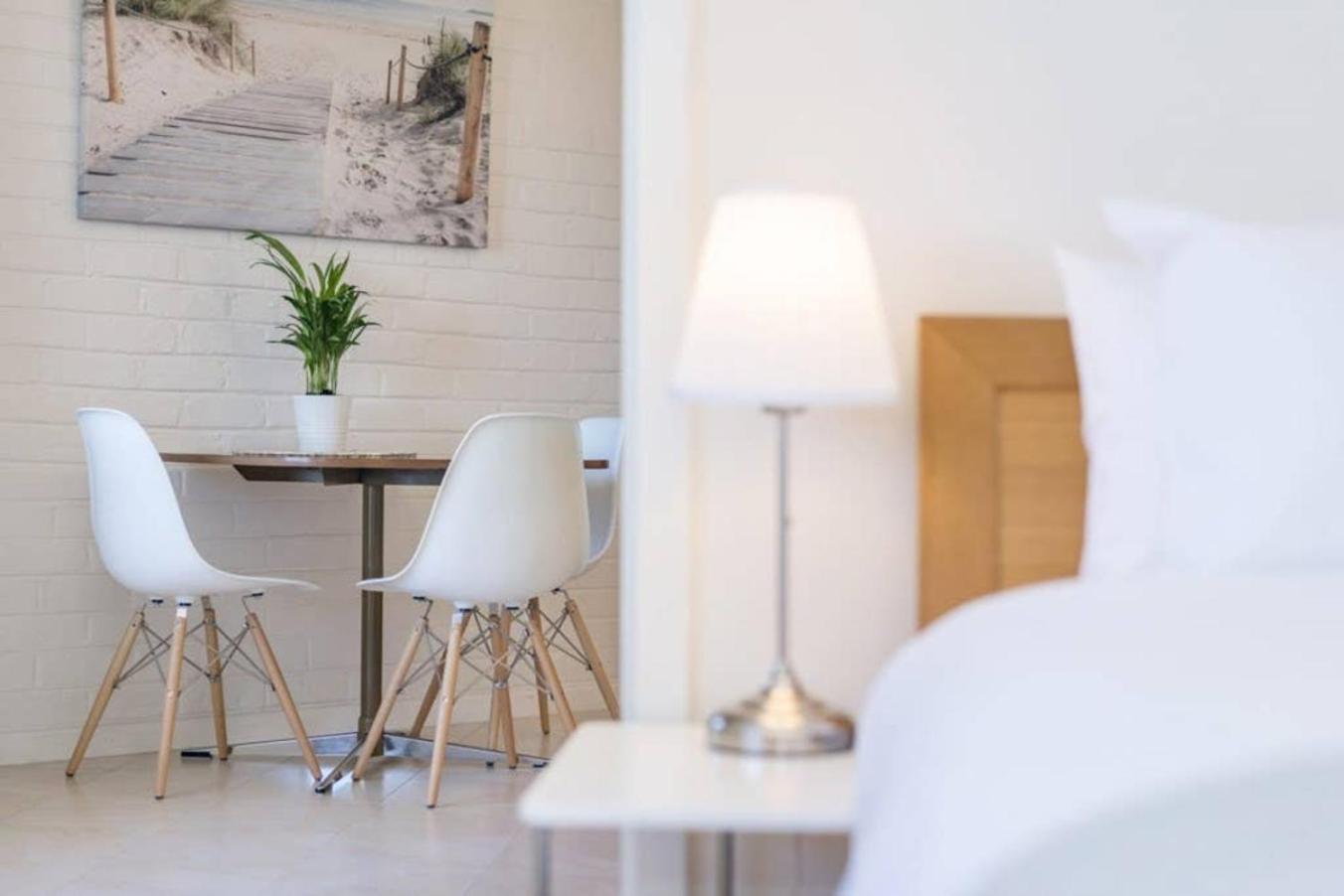 Апартаменты 30 Foreshore Fun Swan River 1Brparking Перт Экстерьер фото